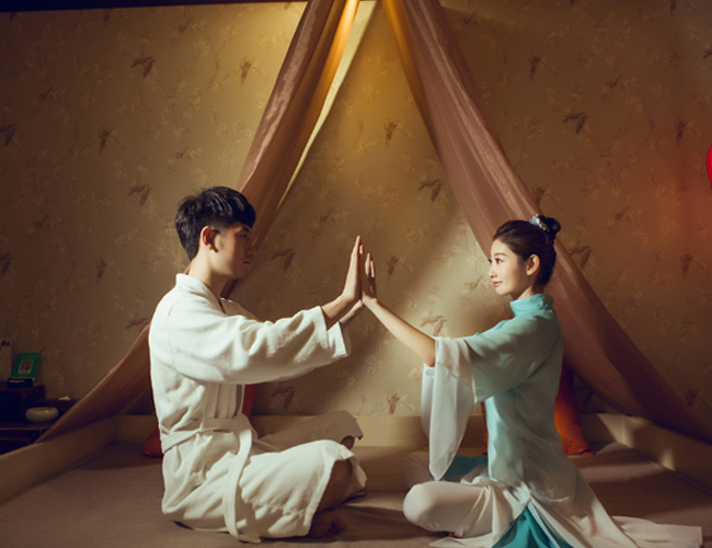 青岛市南水疗与创造力：当大脑在漂浮中重启